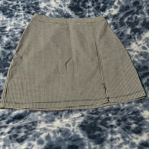 Ultra high-rise line A mini skirt size s. - Picture 2 of 8